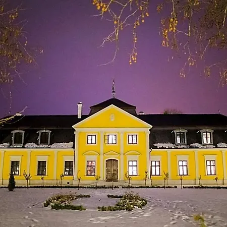 Forgach Kastely
