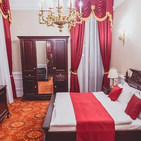 Hotel Forgách Kastély 3*