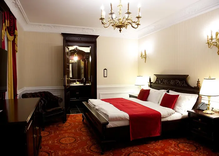 Forgach Kastely 3* Mándok