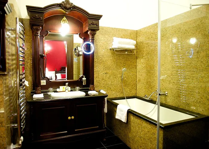 Hotel Forgach Kastely Mándok